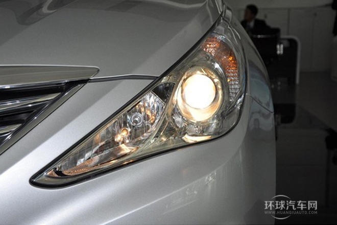 2013款 2.4L 自動頂級版 國V