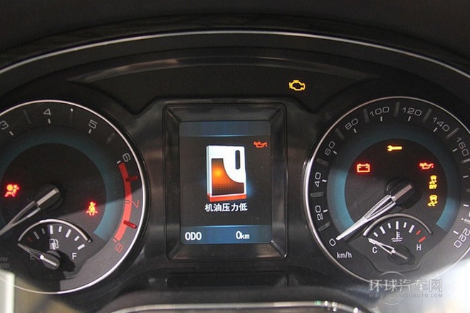 2014款 1.5T 手動兩驅(qū)都市版