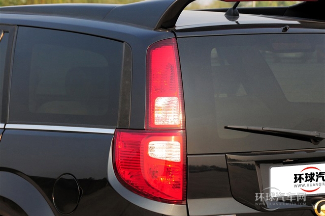 2012款 派 2.4L 時尚豪華型