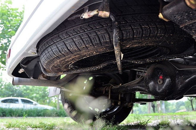 2013款 1.0L基本型