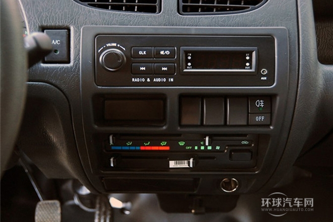 2013款 1.0L基本型