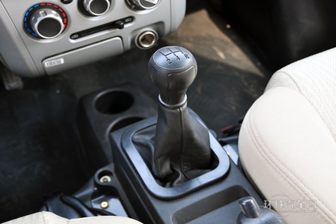 2012款 1.4L豪華型DK13-06