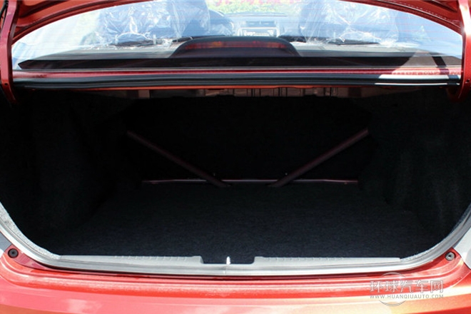 2013款 1.5L 自動(dòng)舒適型