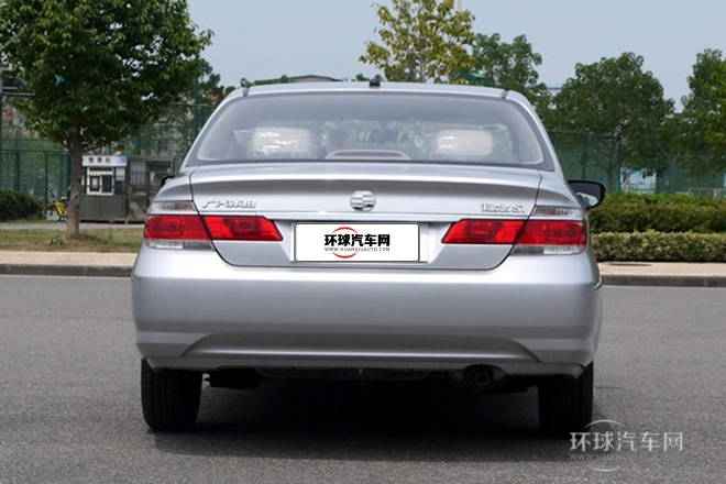 2013款 1.5L 手動舒適型