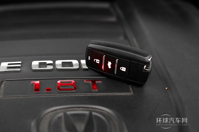 2014款 1.8T 自動尊貴型