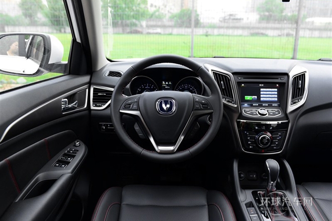 2014款 1.8T 自動尊貴型