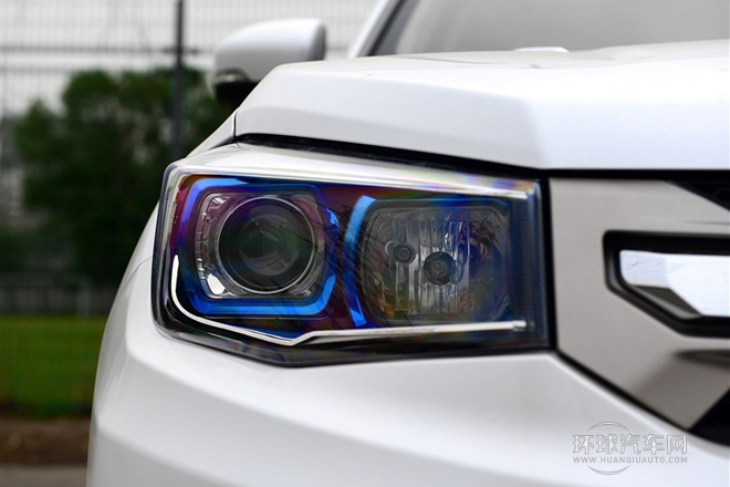 2014款 1.8T 自動尊貴型