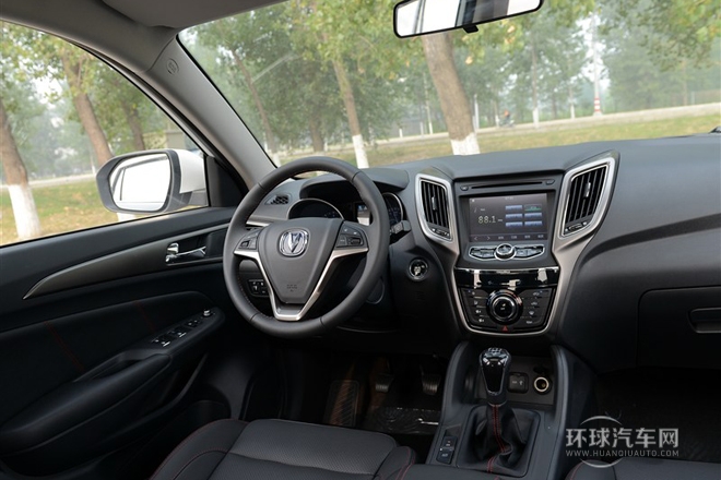 2014款 2.0L 手動領先型