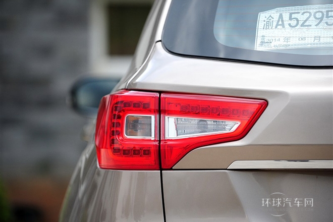 2014款 2.0L 手動(dòng)領(lǐng)先型