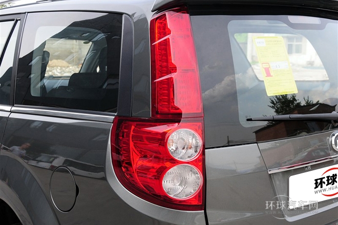 2013款 智尊版 綠靜2.0T手動兩驅(qū)進(jìn)取型