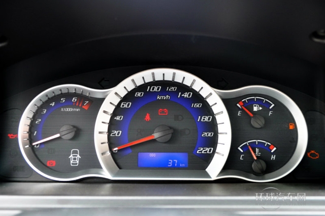 2012款 三廂 1.6L 手動豪華低碳版