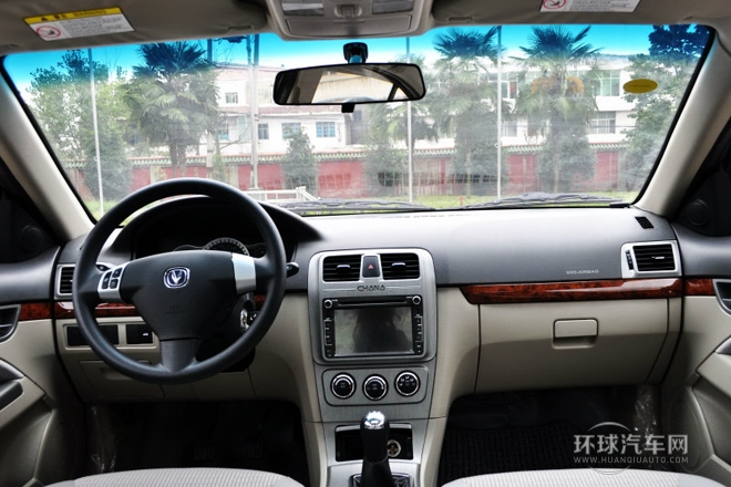 2012款 三廂 1.6L 手動豪華低碳版