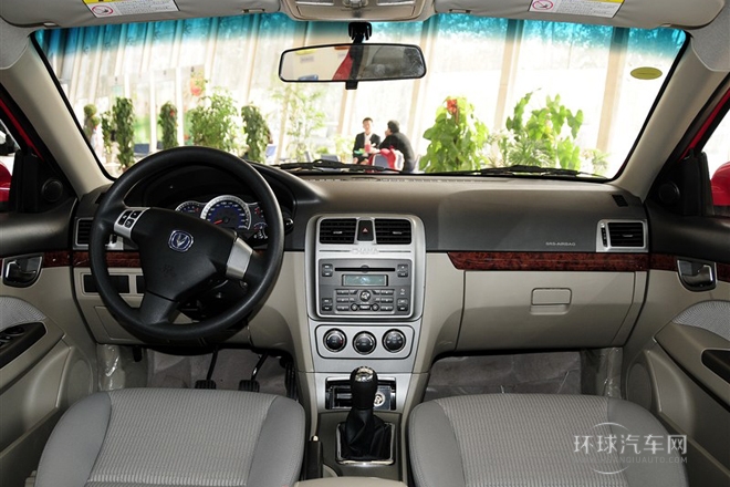 2012款 三廂 1.6L 手動豪華型