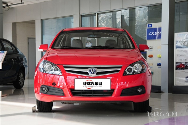 2012款 三廂 1.6L 手動(dòng)豪華型