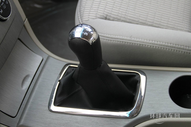 2012款 三廂 1.6L 手動(dòng)舒適型