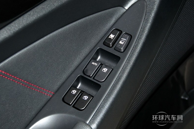 2013款 1.6L 自動(dòng)致酷型 國(guó)V