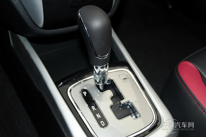 2013款 1.6L 自動(dòng)致酷型 國(guó)V