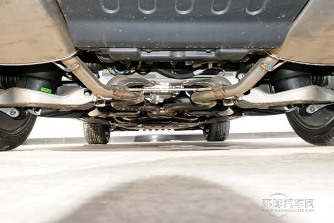 2013款 5.0 V8 AB 尊崇創世版