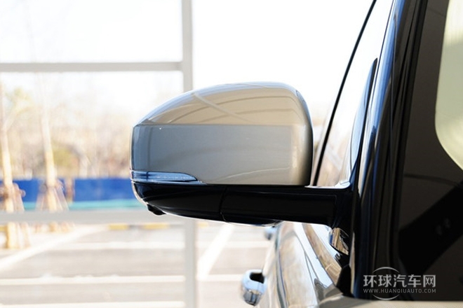 2013款 5.0 V8 AB 尊崇創世版