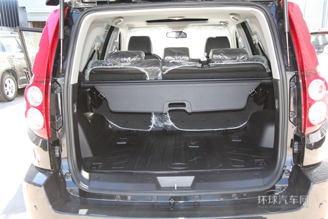 2013款 智尊版 2.0T手動四驅(qū)尊貴型