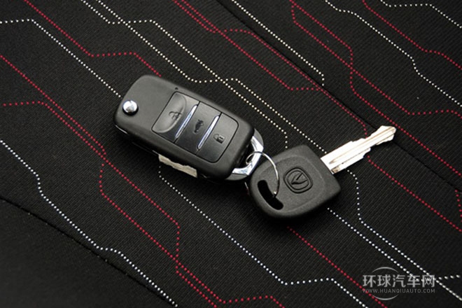 2013款 1.6L 手動尚酷型 國IV