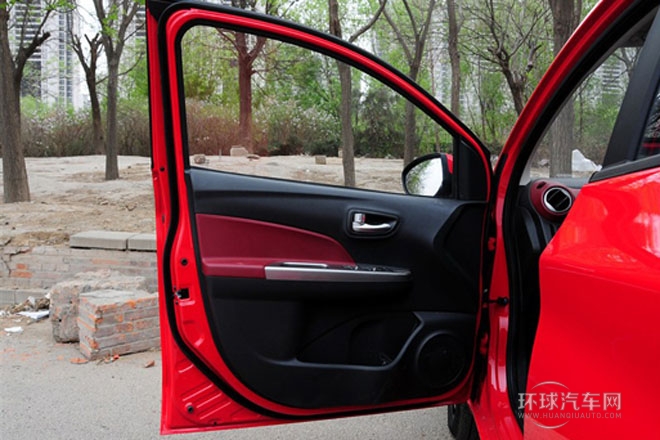 2013款 1.6L 手動尚酷型 國IV