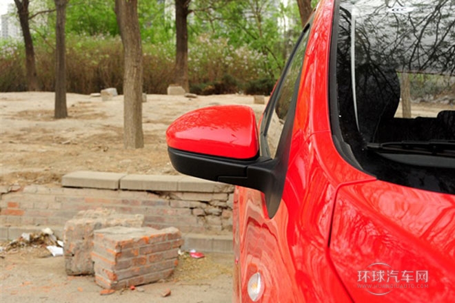 2013款 1.6L 手動尚酷型 國IV