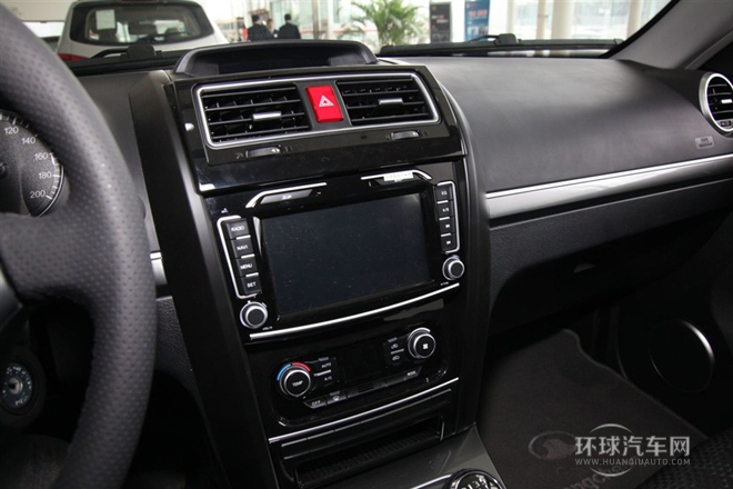 2013款 智尊版 2.0L手動四驅進取型