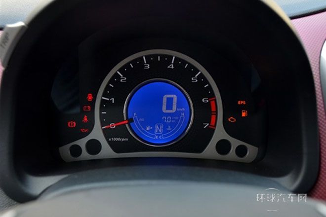 2013款 1.6L 手動尚酷型 國V