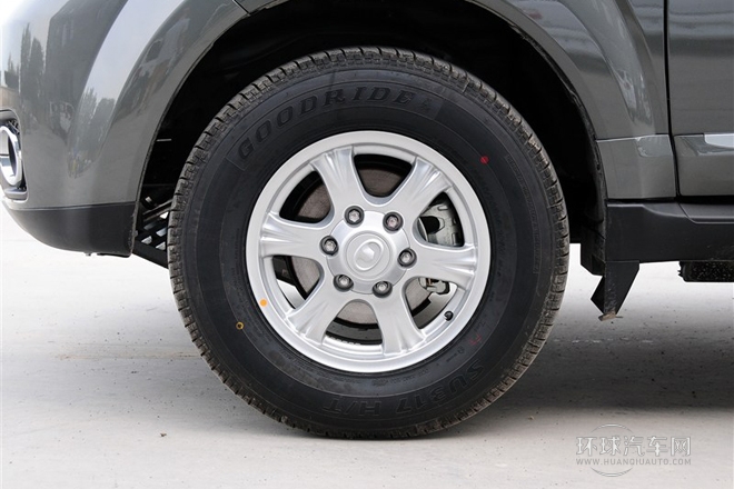 2013款 智尊版 2.0L手動兩驅(qū)進(jìn)取型