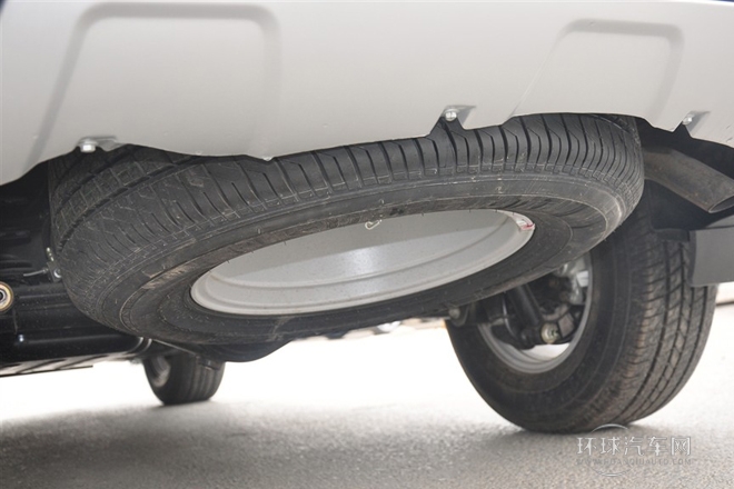 2012款 歐風版 綠靜2.0T自動四驅超豪華型