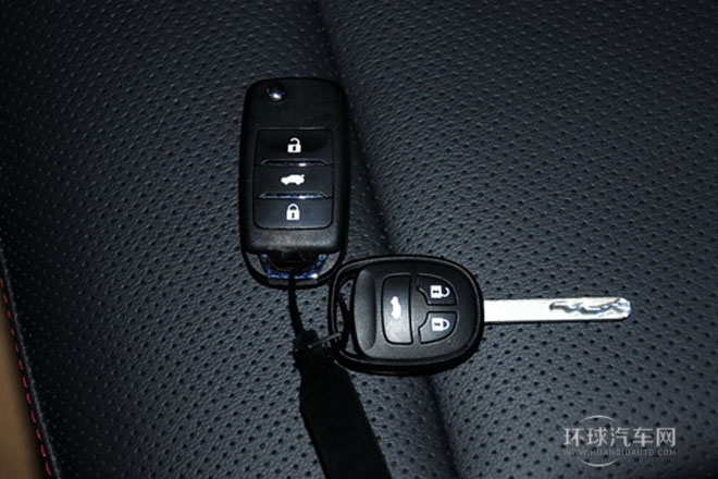 2013款 1.6L 自動俊酷型 國IV