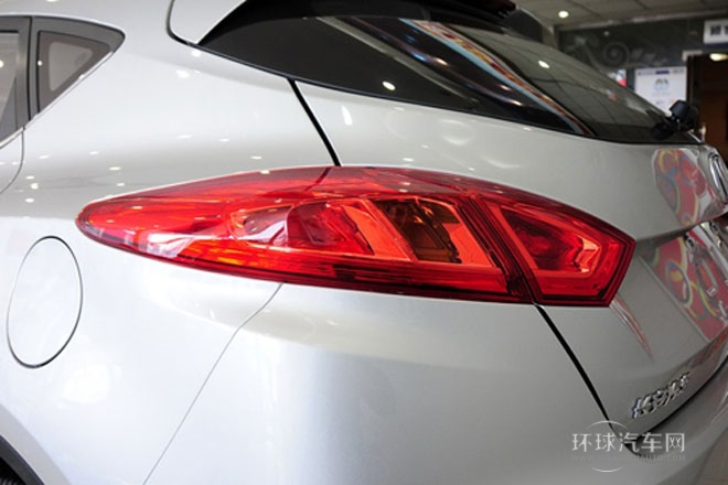 2013款 1.6L 自動俊酷型 國IV