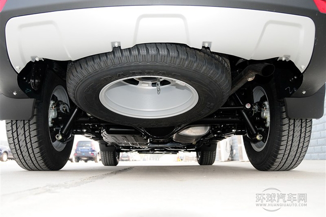 2012款 智尊版 綠靜2.0T手動四驅舒適型