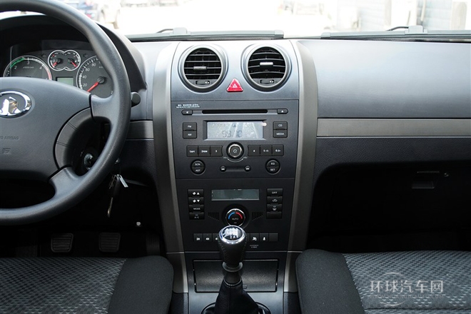 2012款 智尊版 綠靜2.0T手動四驅舒適型