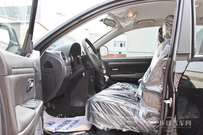 2012款 智尊版 綠靜2.0T手動兩驅舒適型