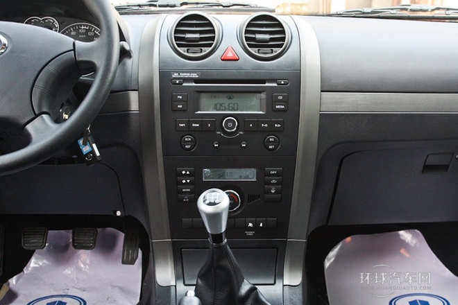 2012款 智尊版 綠靜2.0T手動兩驅舒適型