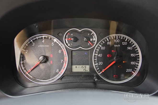 2012款 智尊版 綠靜2.0T手動(dòng)兩驅(qū)舒適型