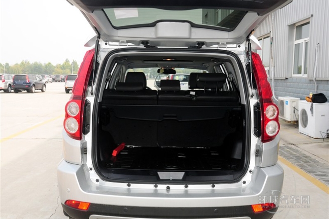 2012款 歐風版 綠靜2.0T自動四驅超豪華型