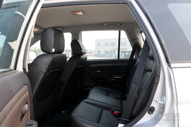 2012款 智尊版 綠靜2.0T自動四驅豪華型