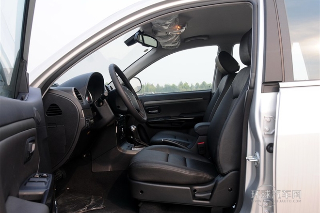 2012款 智尊版 綠靜2.0T自動四驅豪華型