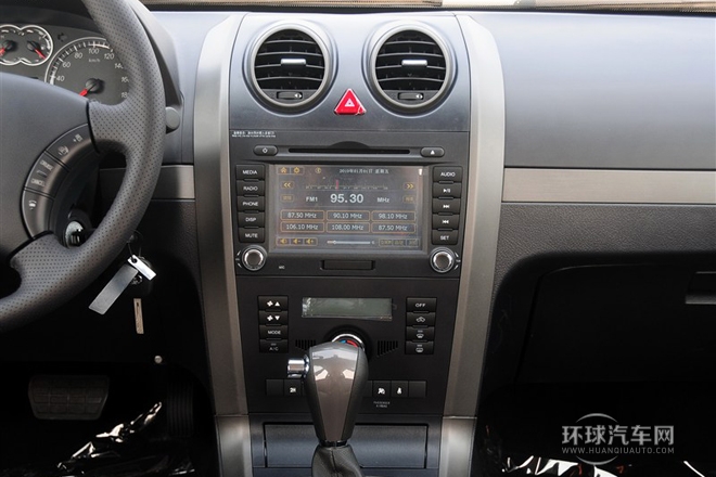 2012款 智尊版 綠靜2.0T自動四驅豪華型