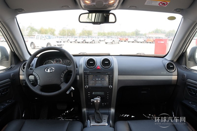 2012款 智尊版 綠靜2.0T自動四驅豪華型