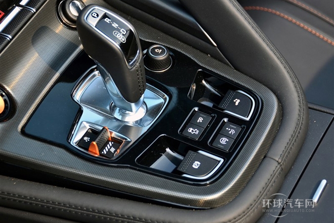 2013款 5.0T V8 S 敞篷中國限量版