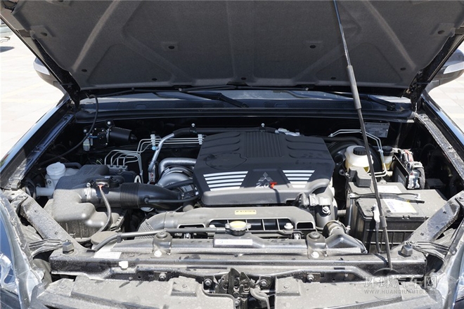 2013款 智尊版 2.0T手動(dòng)兩驅(qū)尊貴型