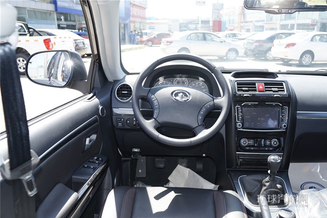 2013款 智尊版 2.0T手動兩驅(qū)尊貴型