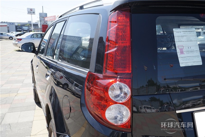 2013款 智尊版 2.0T手動兩驅(qū)尊貴型