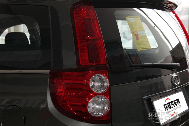 2013款 智尊版 2.0T手動兩驅(qū)精英型