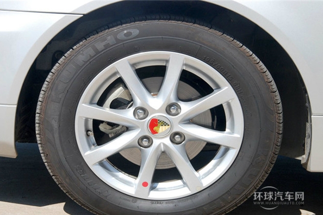 2013款 三廂 1.5L 自動精英型