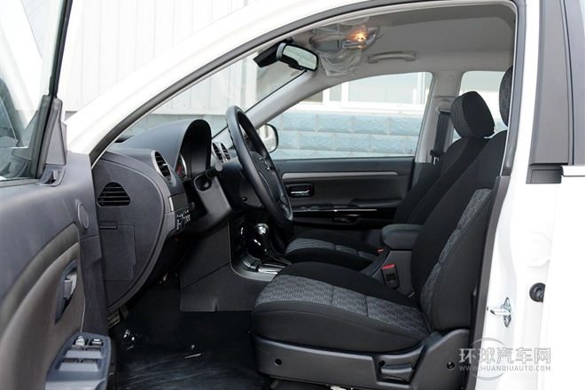 2012款 智尊版 綠靜2.0T自動四驅舒適型